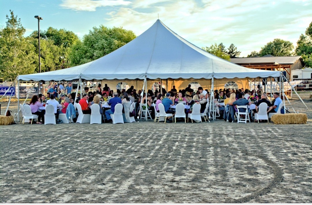 cascade natural gas supports trot therapeutic riding of tri-cities